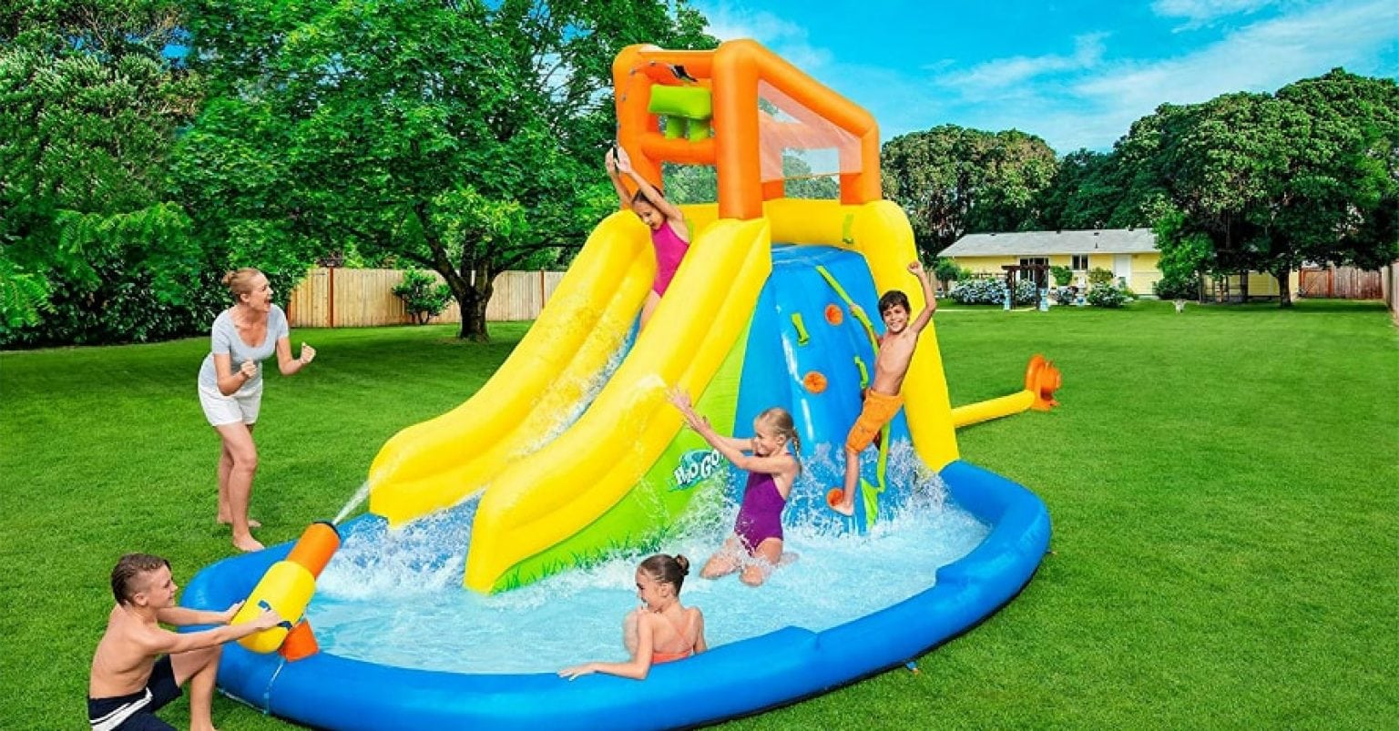 5 Best Inflatable Water Slides in 2023 That You Can Use on Your Backyard