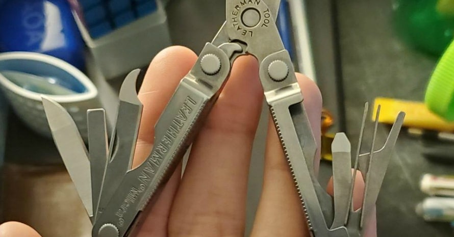 LEATHERMAN Multitool at hand