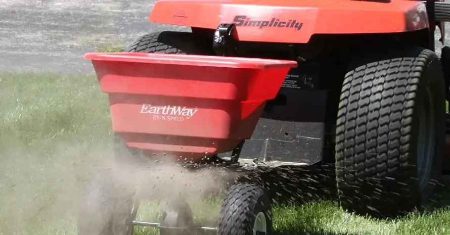 Earthway 2050TP Estate 80-Pound Semi-Assembled Broadcast Tow Spreader