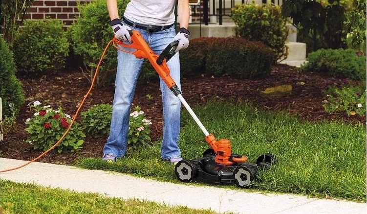 BLACK+DECKER 3-in-1 String Trimmer